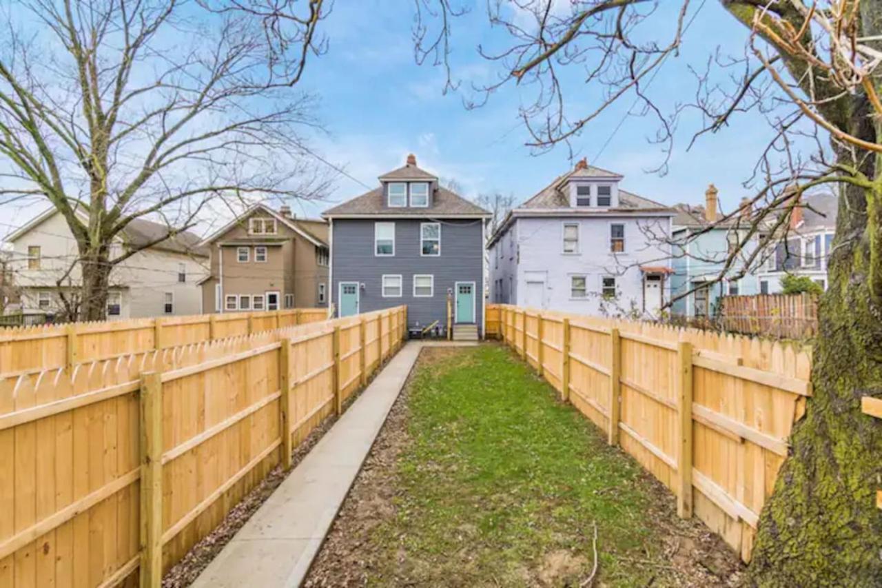 25 2 Homes Side By Side Downtown With Fenced Yard And Hot Tub Columbus Buitenkant foto